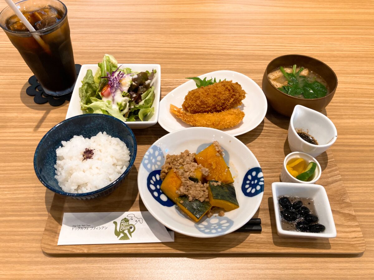 ドッグカフェ プティシアン