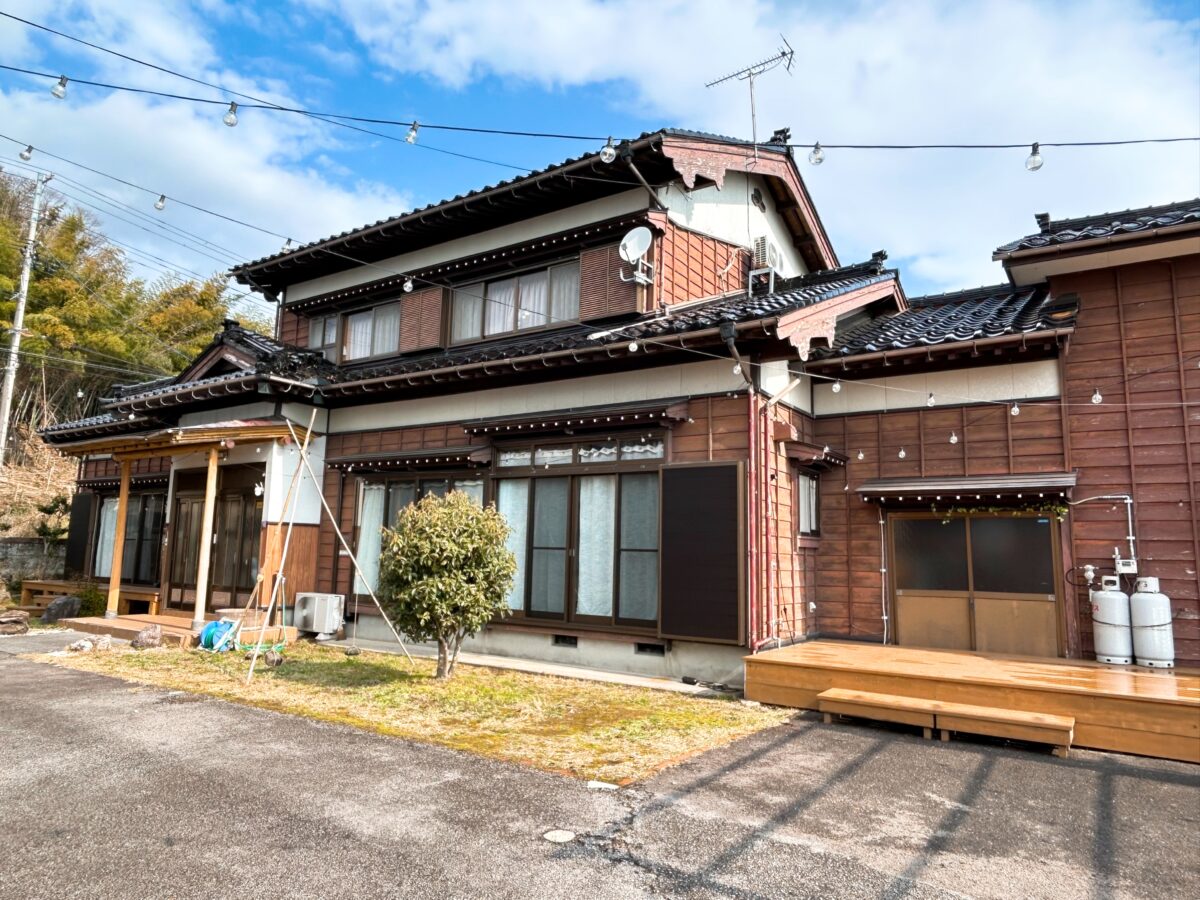 さかさまドッグリゾート
